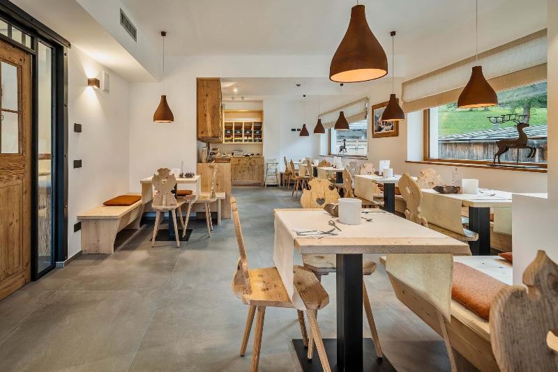 Hotel Camina And