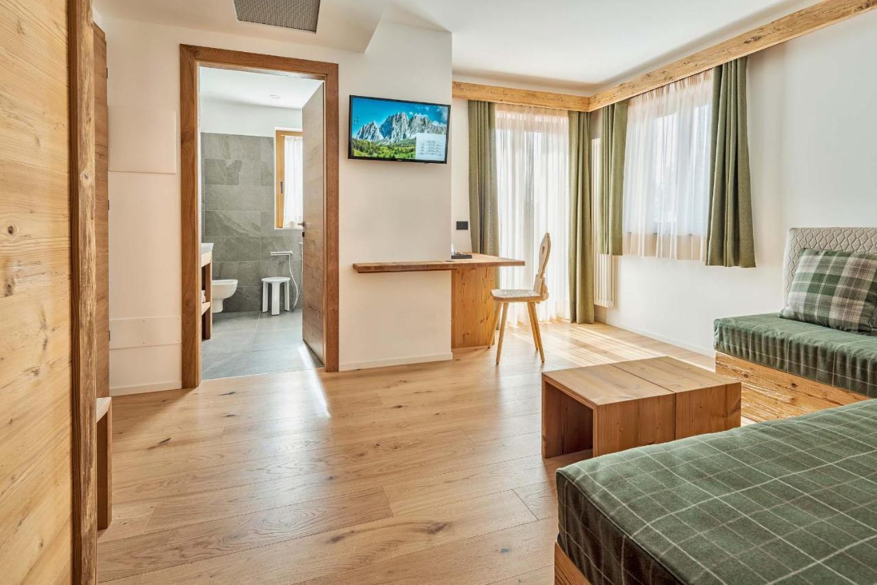 Hotel Camina And